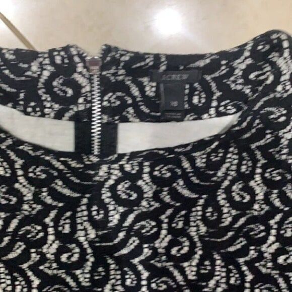 J. Crew Blue Scalloped Hem Tank Top w/ Open overlapped Back - Picture 3 of 7